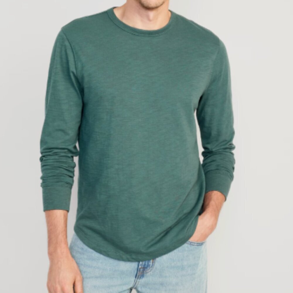 Old Navy Soft-Washed Long-Sleeve Curved-Hem T-Shirt
